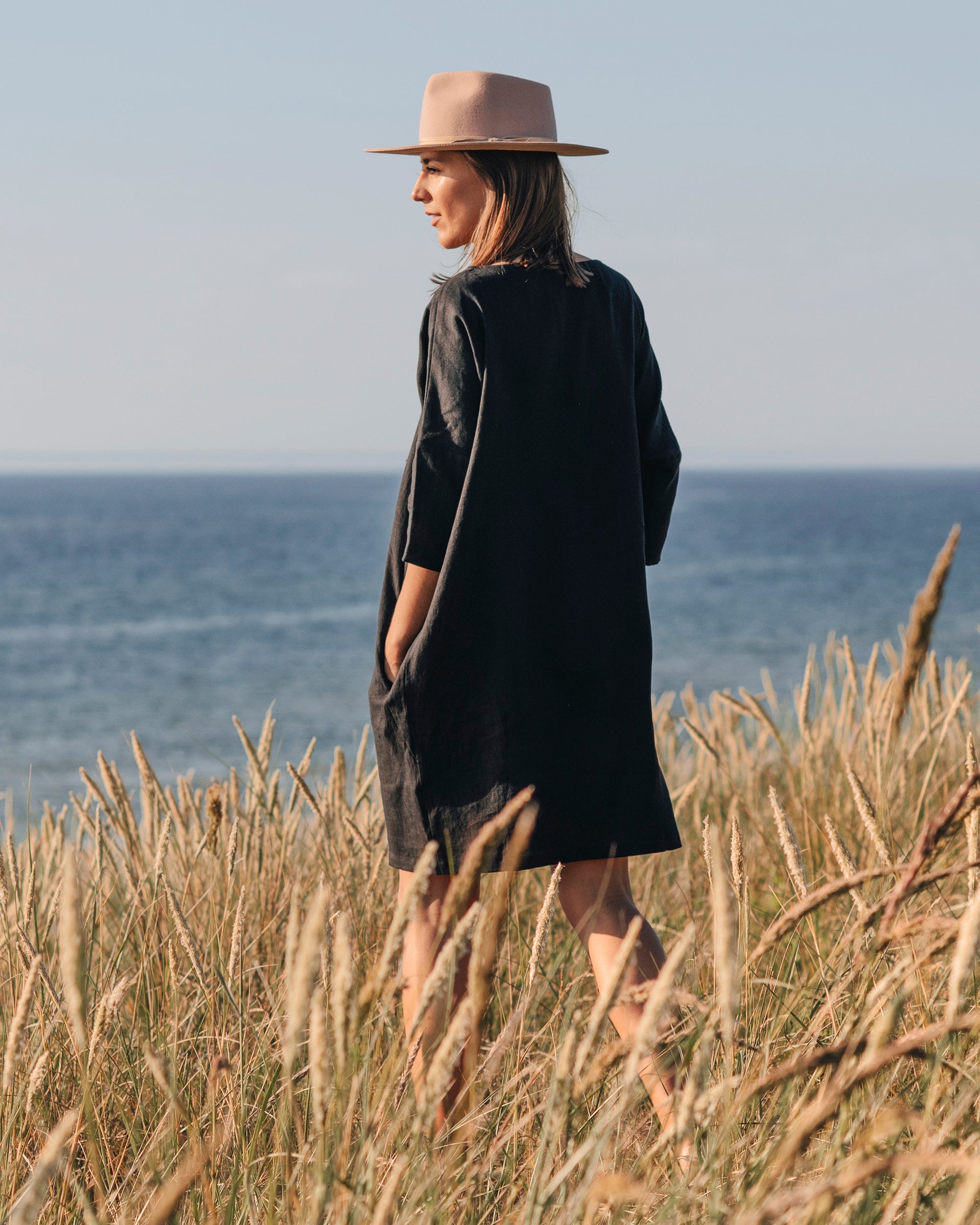 Loose Linen Dress in Black