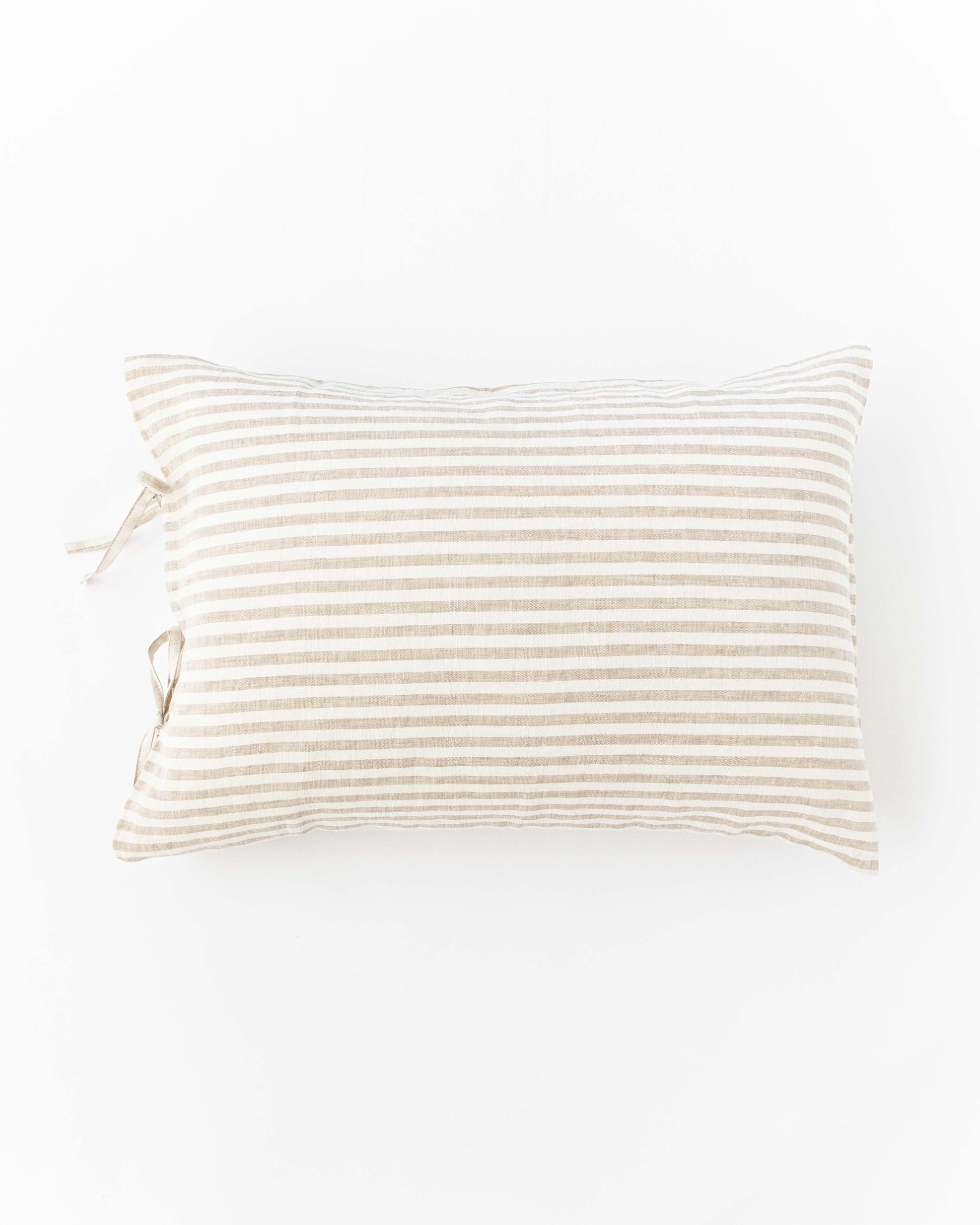 Linen pillowcase with ties in Striped in natural - MagicLinen