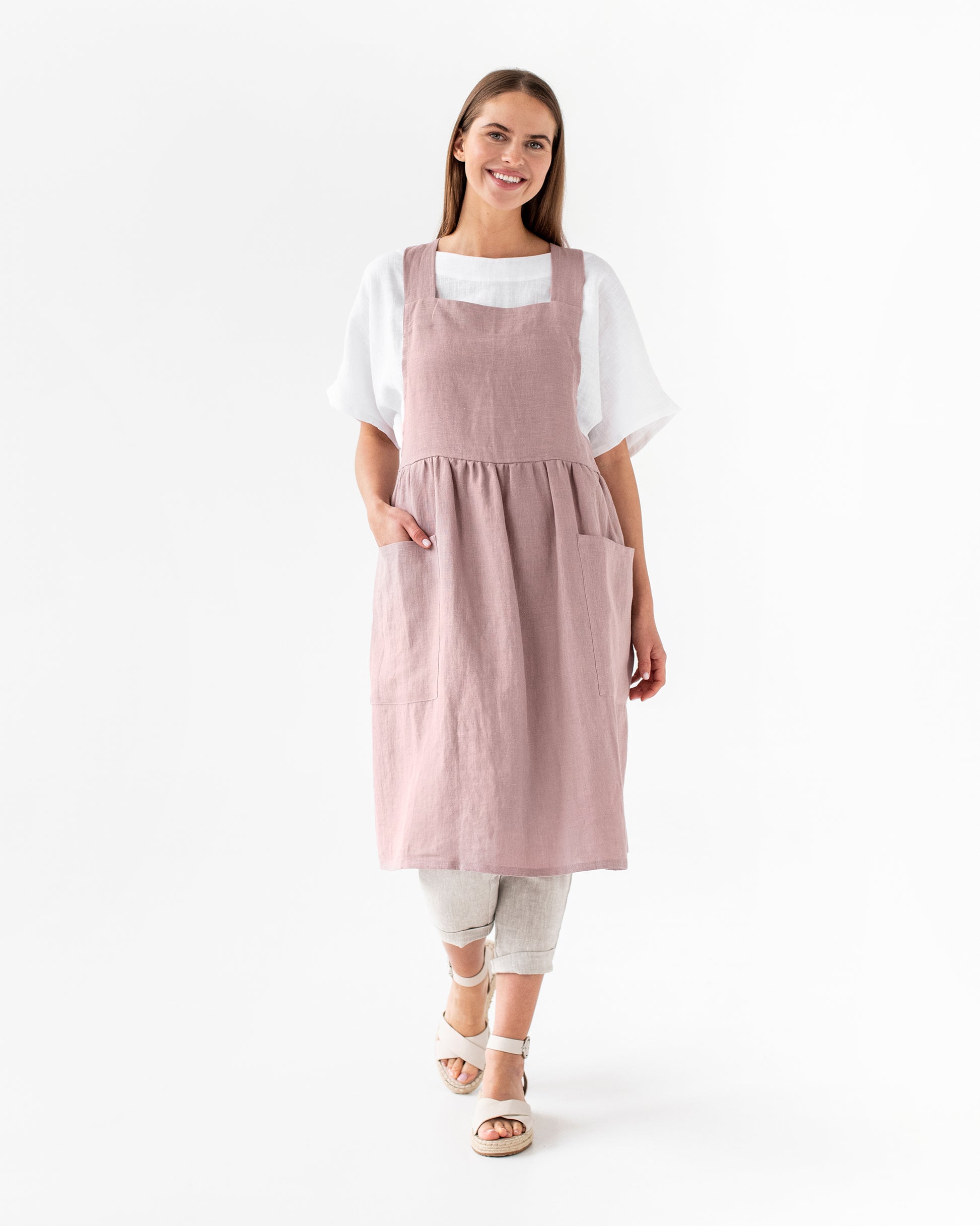 Pinafore apron dress in Woodrose - MagicLinen