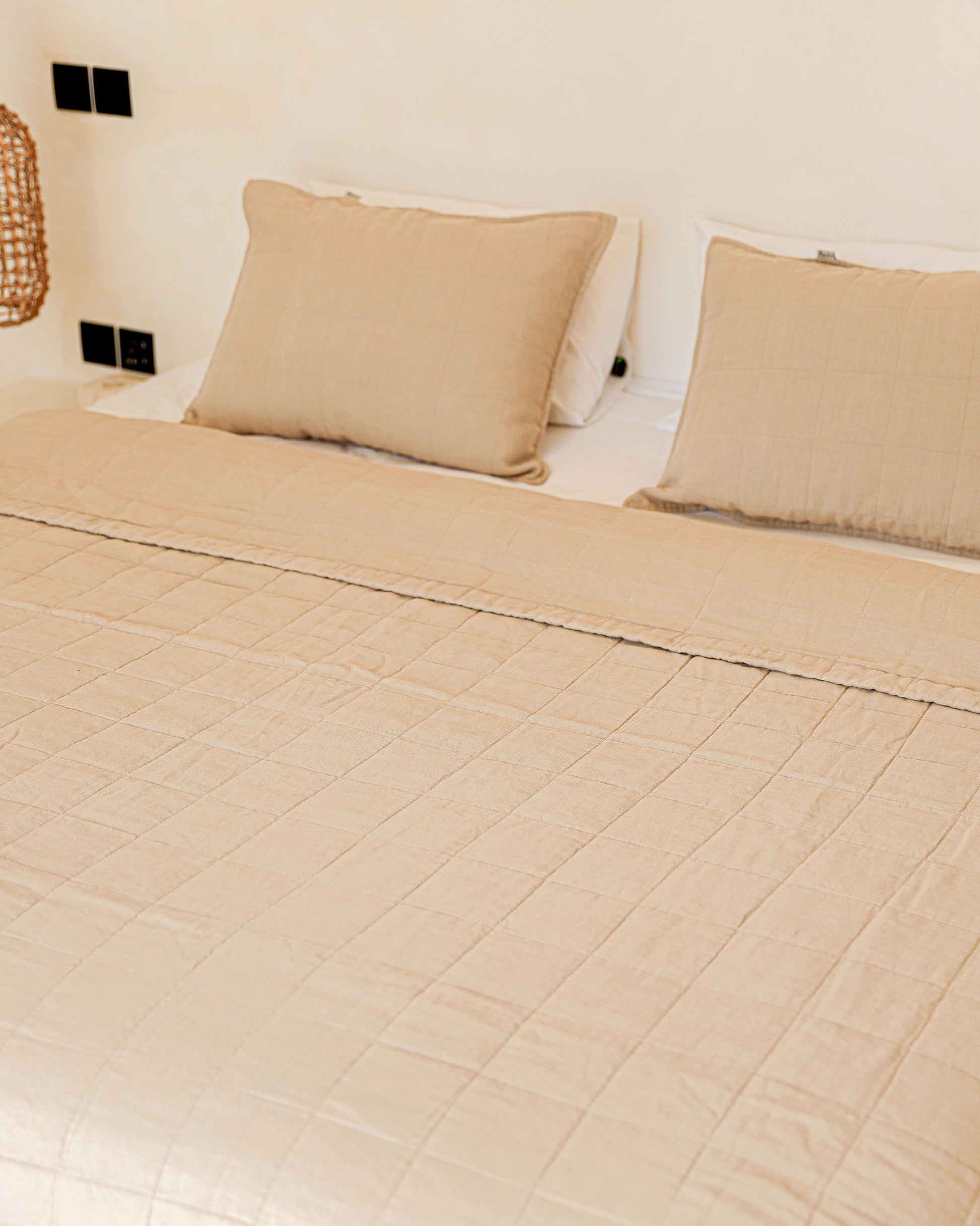 Linen quilted bedspread - MagicLinen