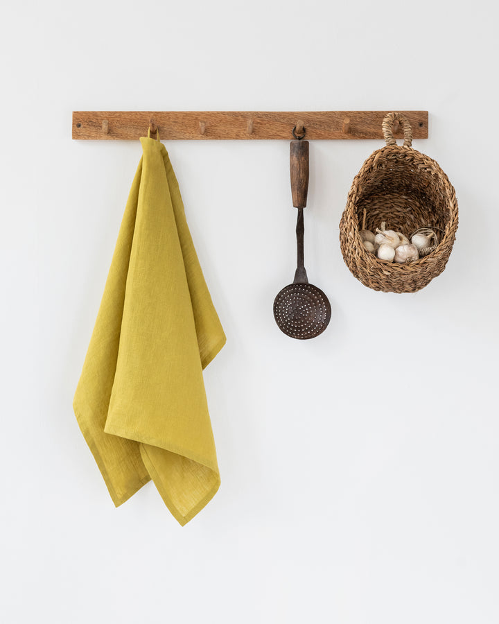 Linen tea towel in Moss yellow - MagicLinen