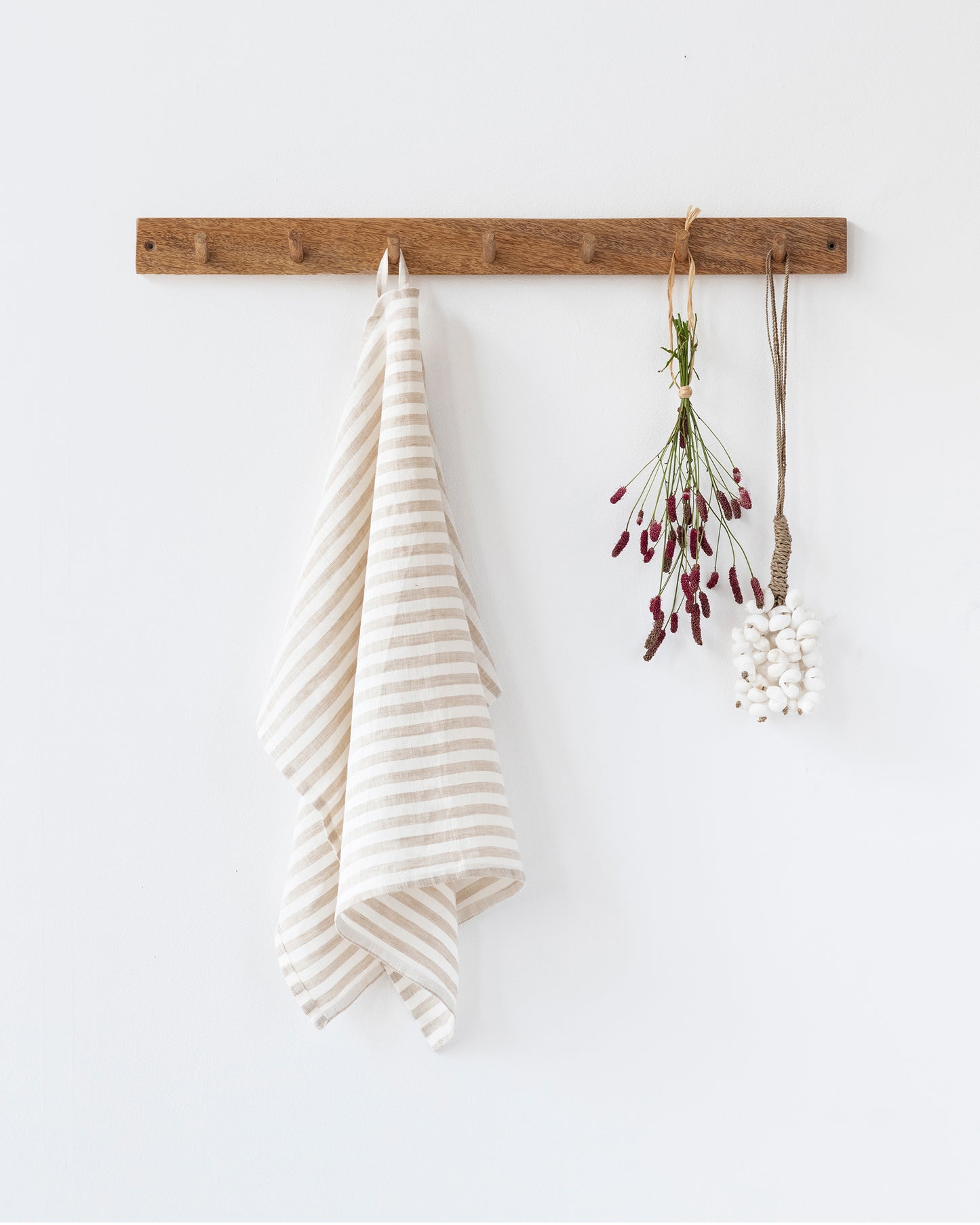 Linen tea towel in Striped in natural - MagicLinen