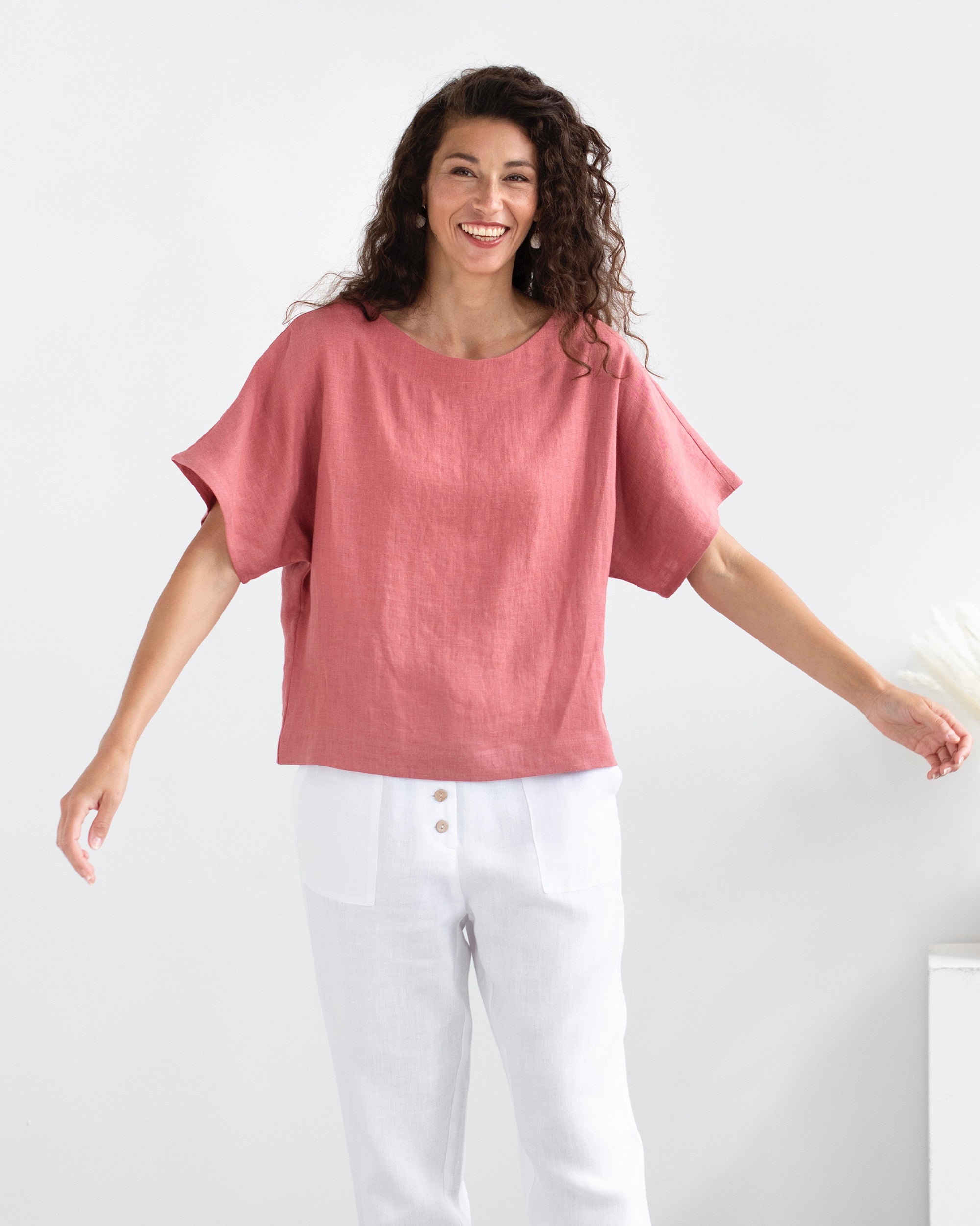 Loose-fit Linen Top Midway In Rose | MagicLinen