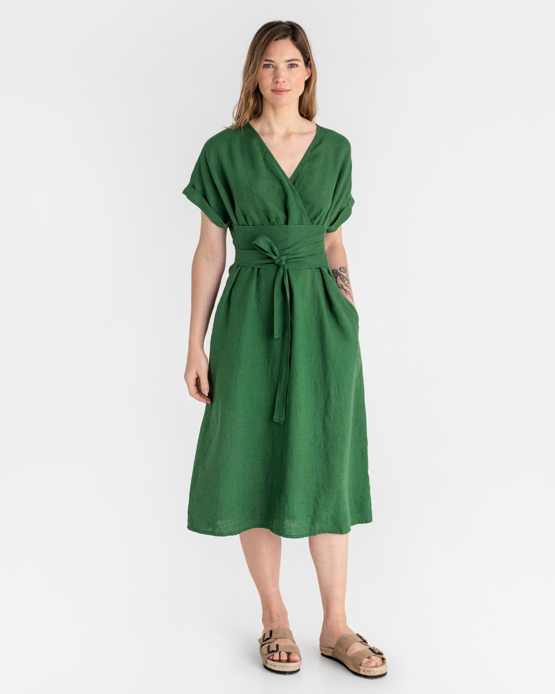 Midi linen dress BOHOL in Green | MagicLinen L Midi linen dress BOHOL in Green | MagicLinen L