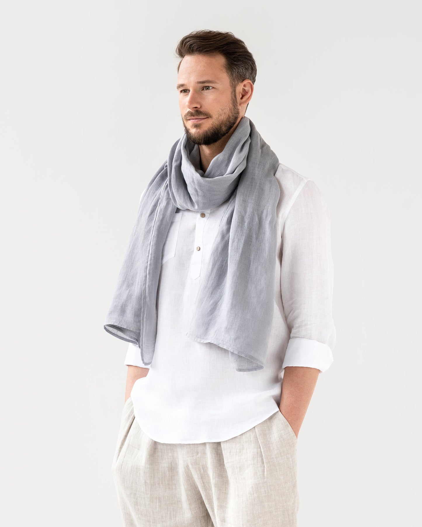 Men's linen scarf in Light gray - MagicLinen