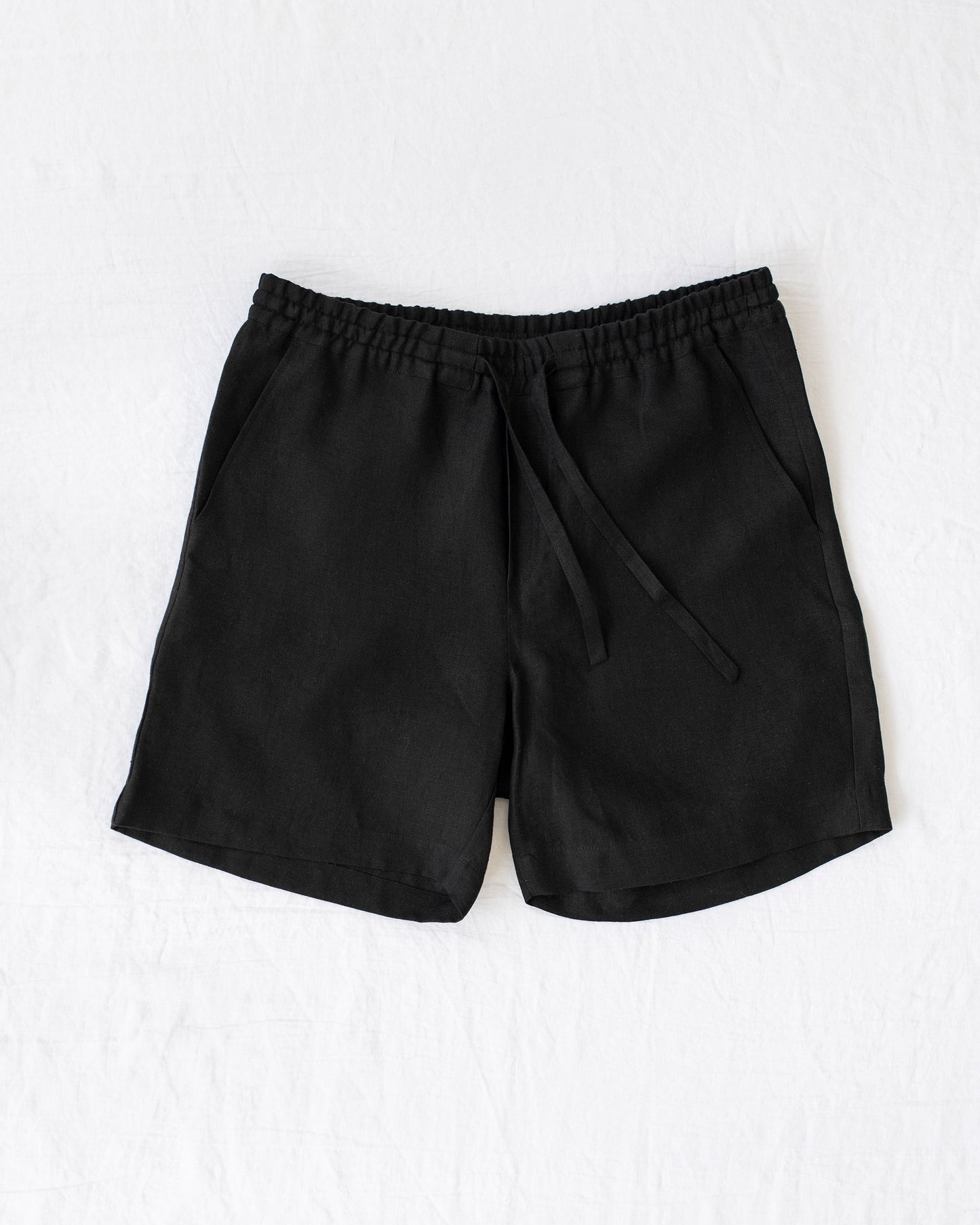 Men's linen shorts STOWE in Black - MagicLinen