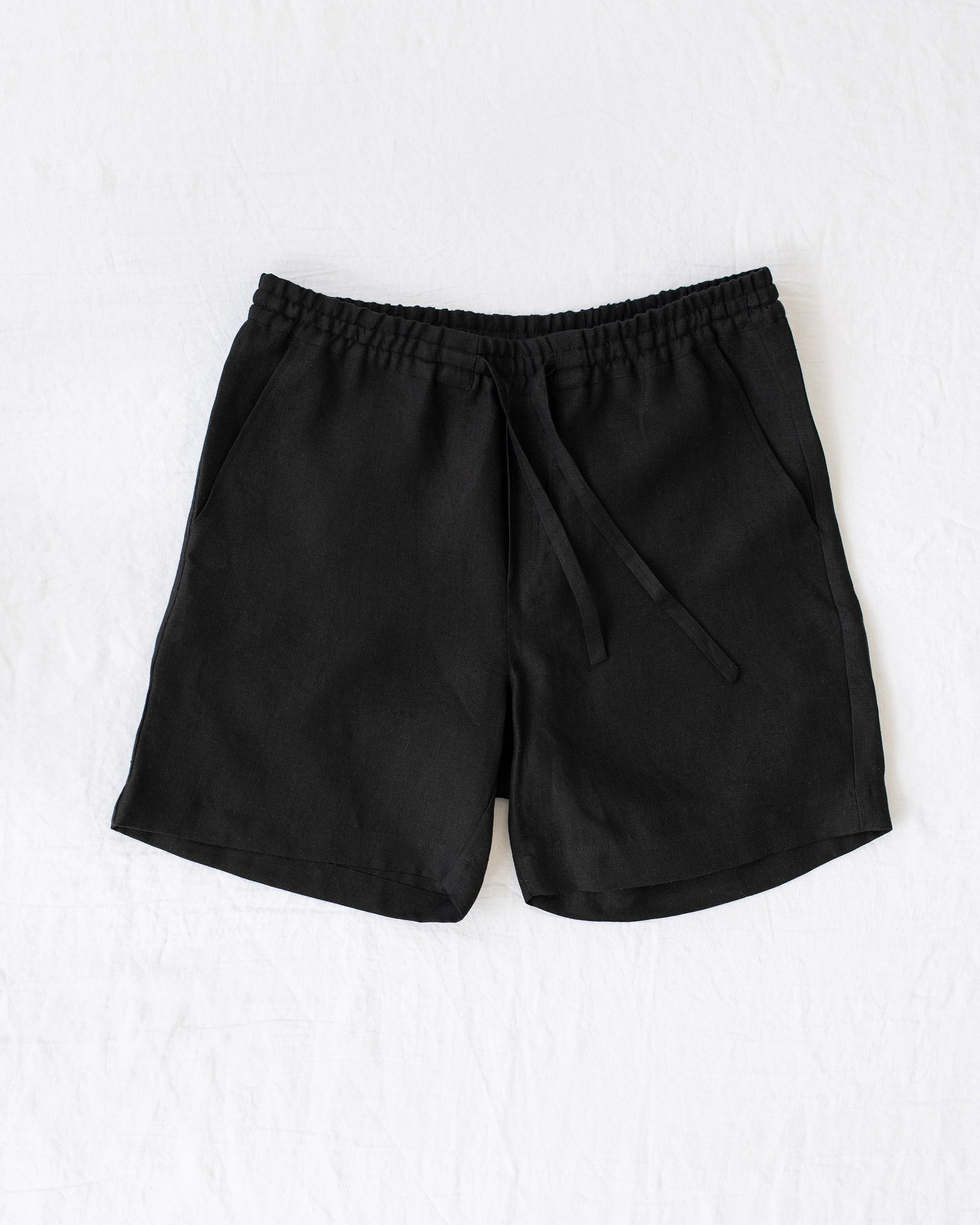 Men's linen shorts STOWE in Black | MagicLinen