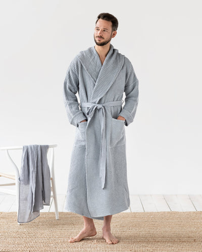 Men's waffle robe in Light gray - MagicLinen