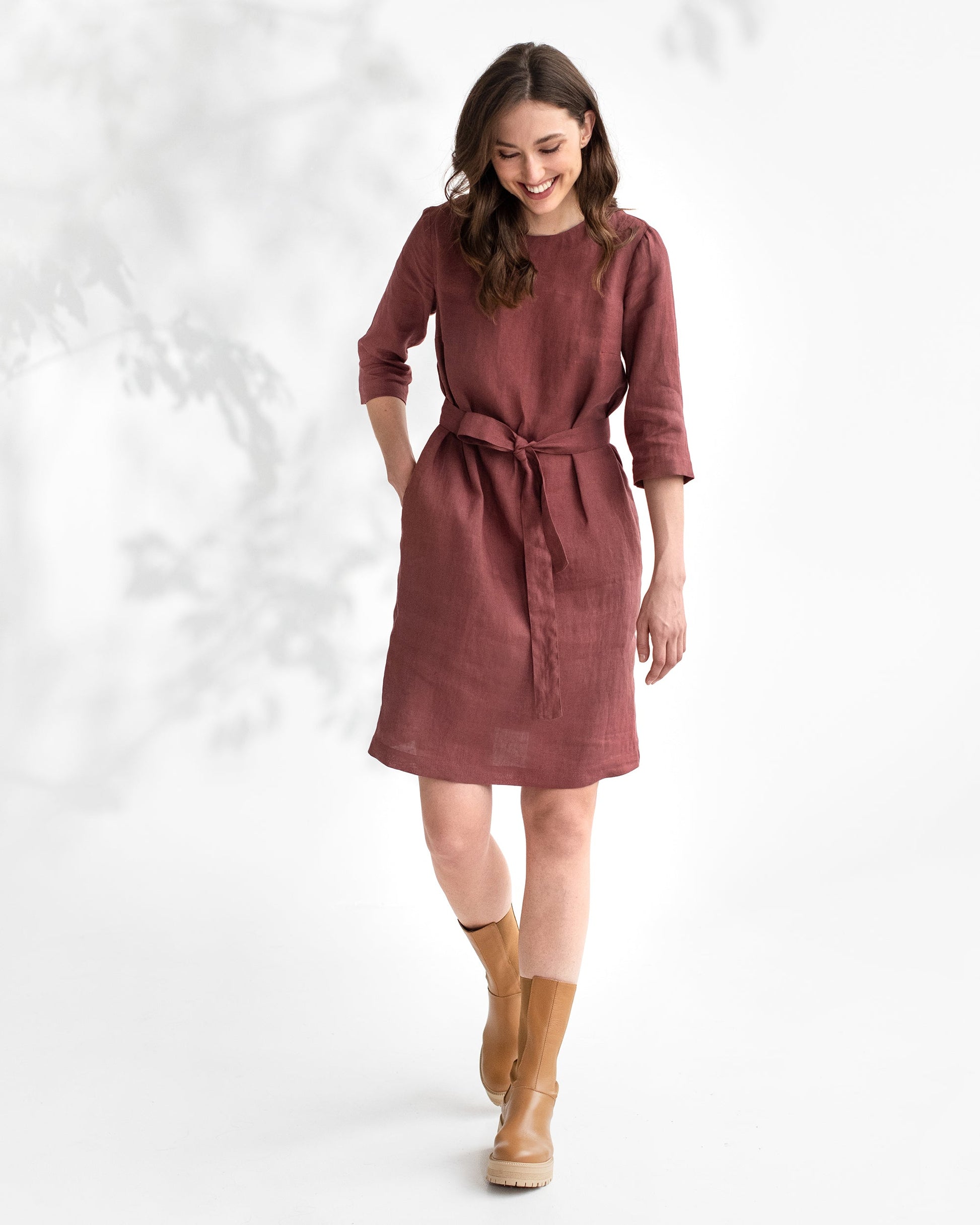 Midi linen dress SOLLER in Plum - MagicLinen