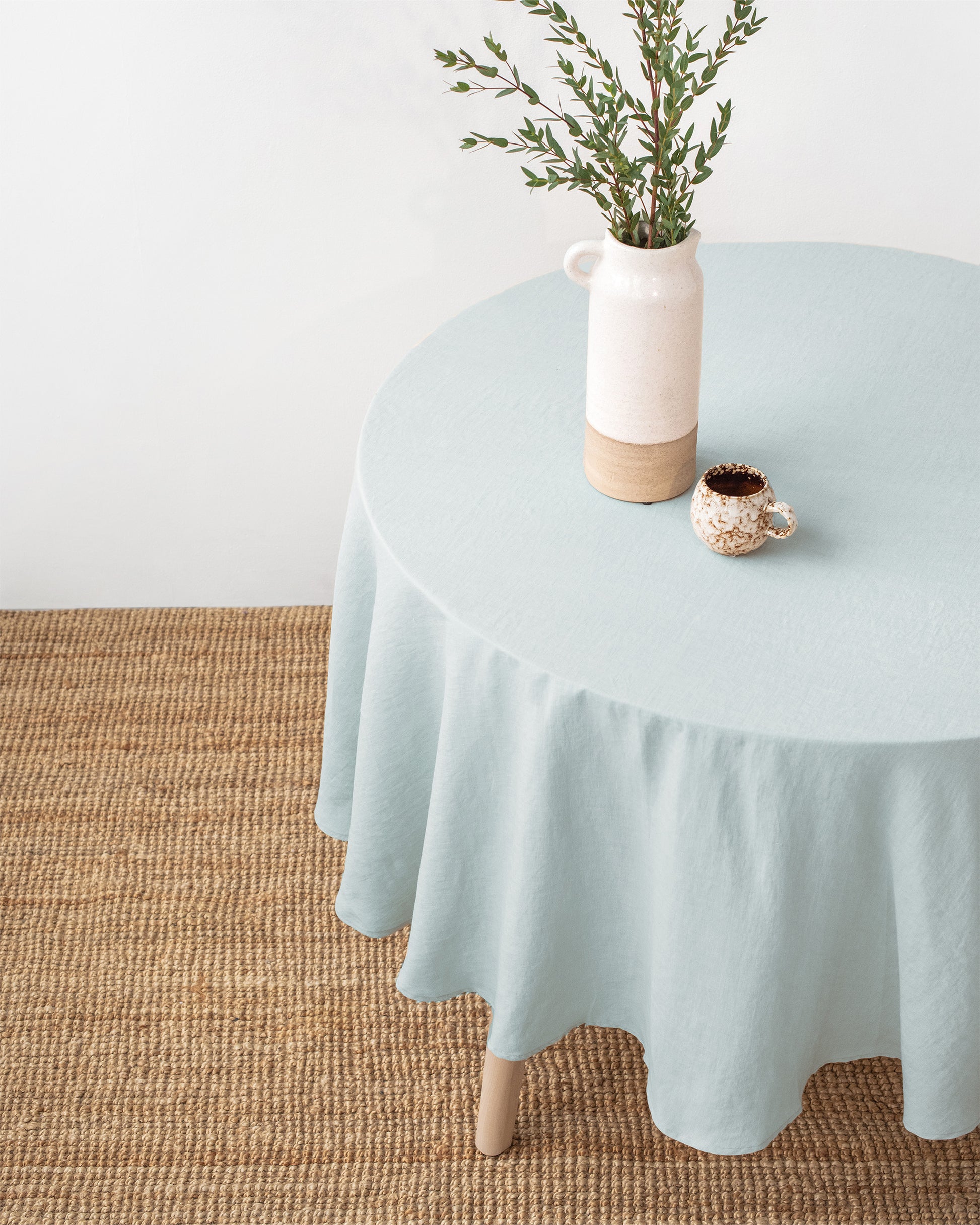 Round linen tablecloth in Dusty blue - MagicLinen