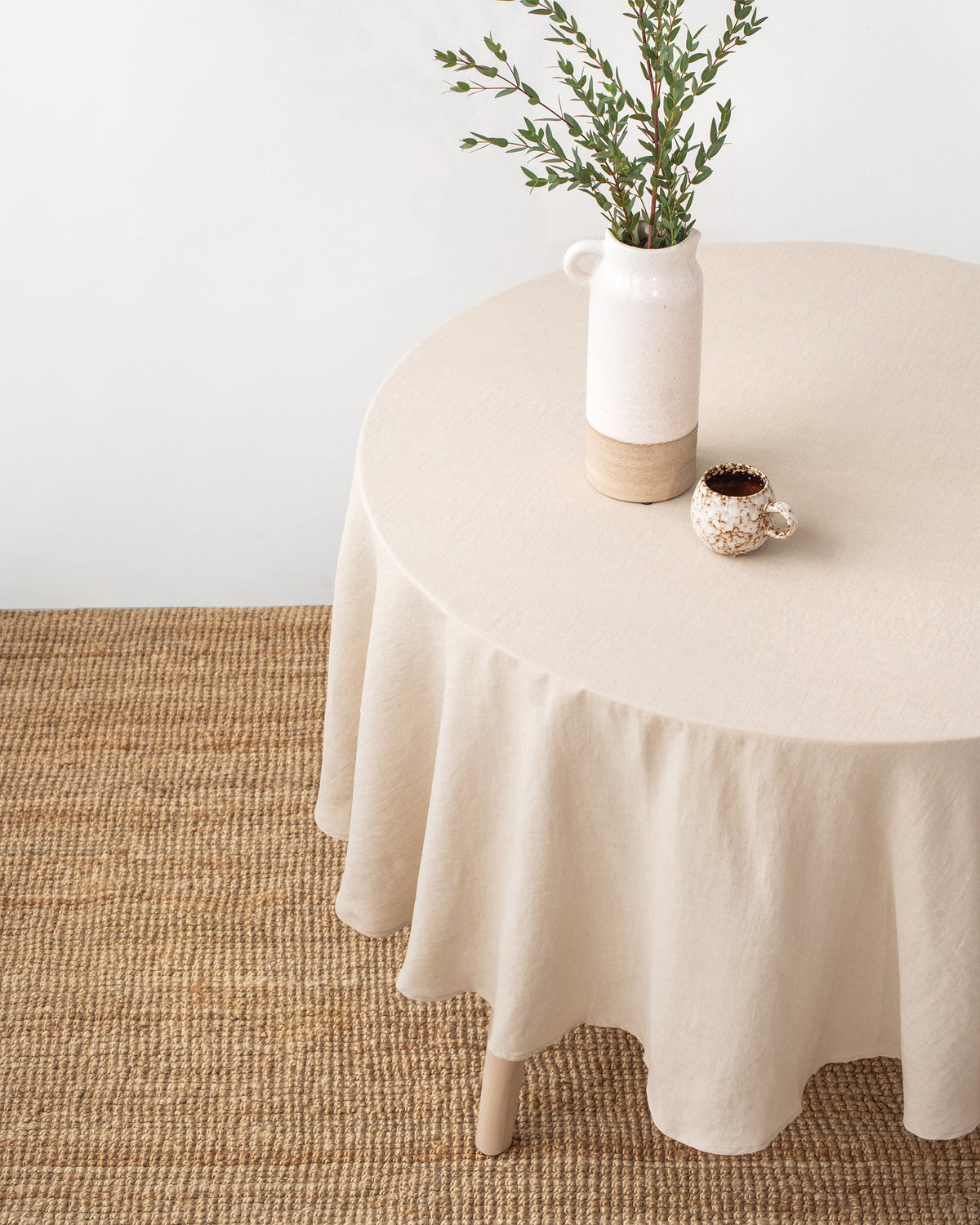 Runde Leinentischdecke aus Naturleinen