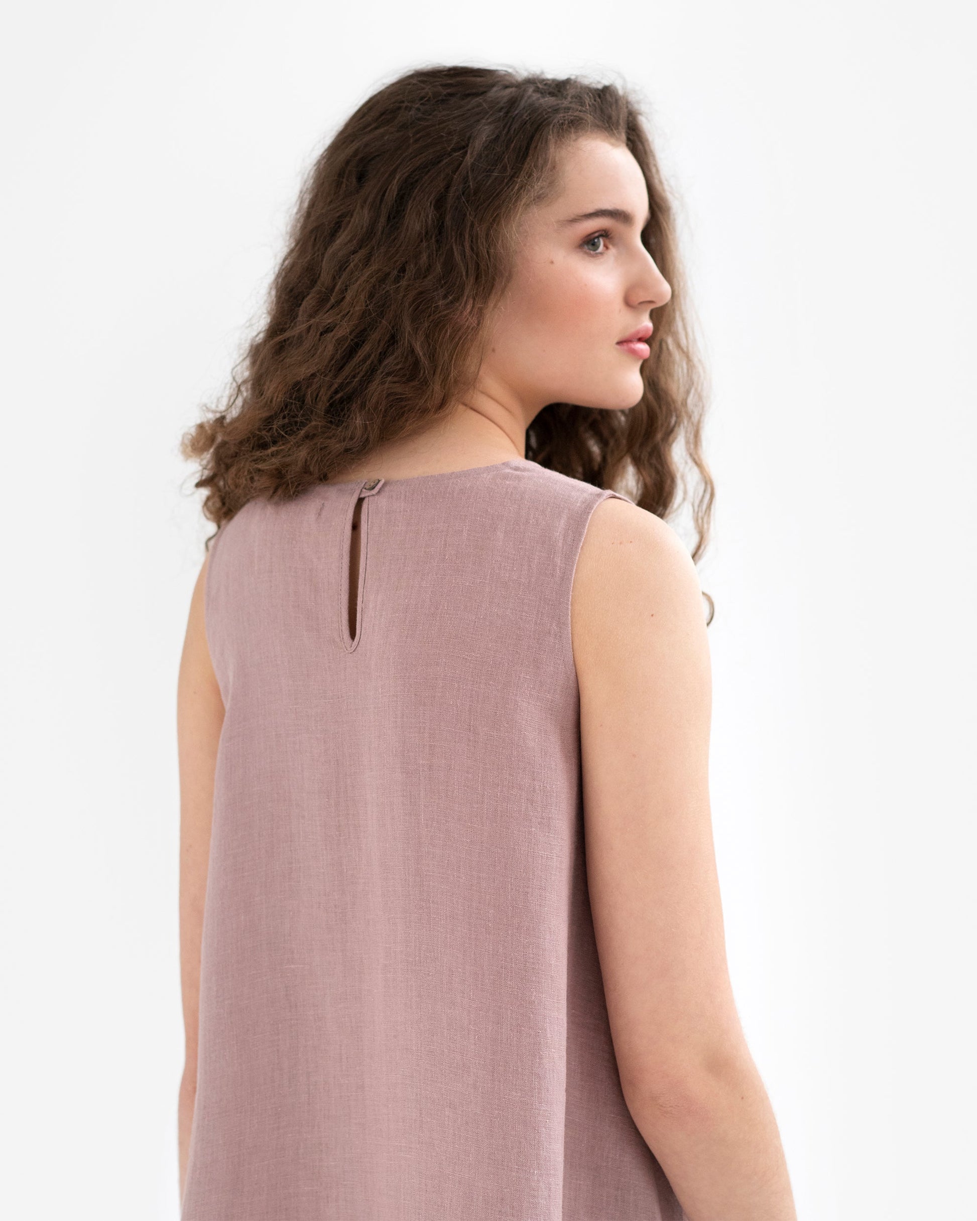 Royal Toscana Linen Dress in Woodrose | MagicLinen Royal Toscana Linen Dress in Woodrose | MagicLinen