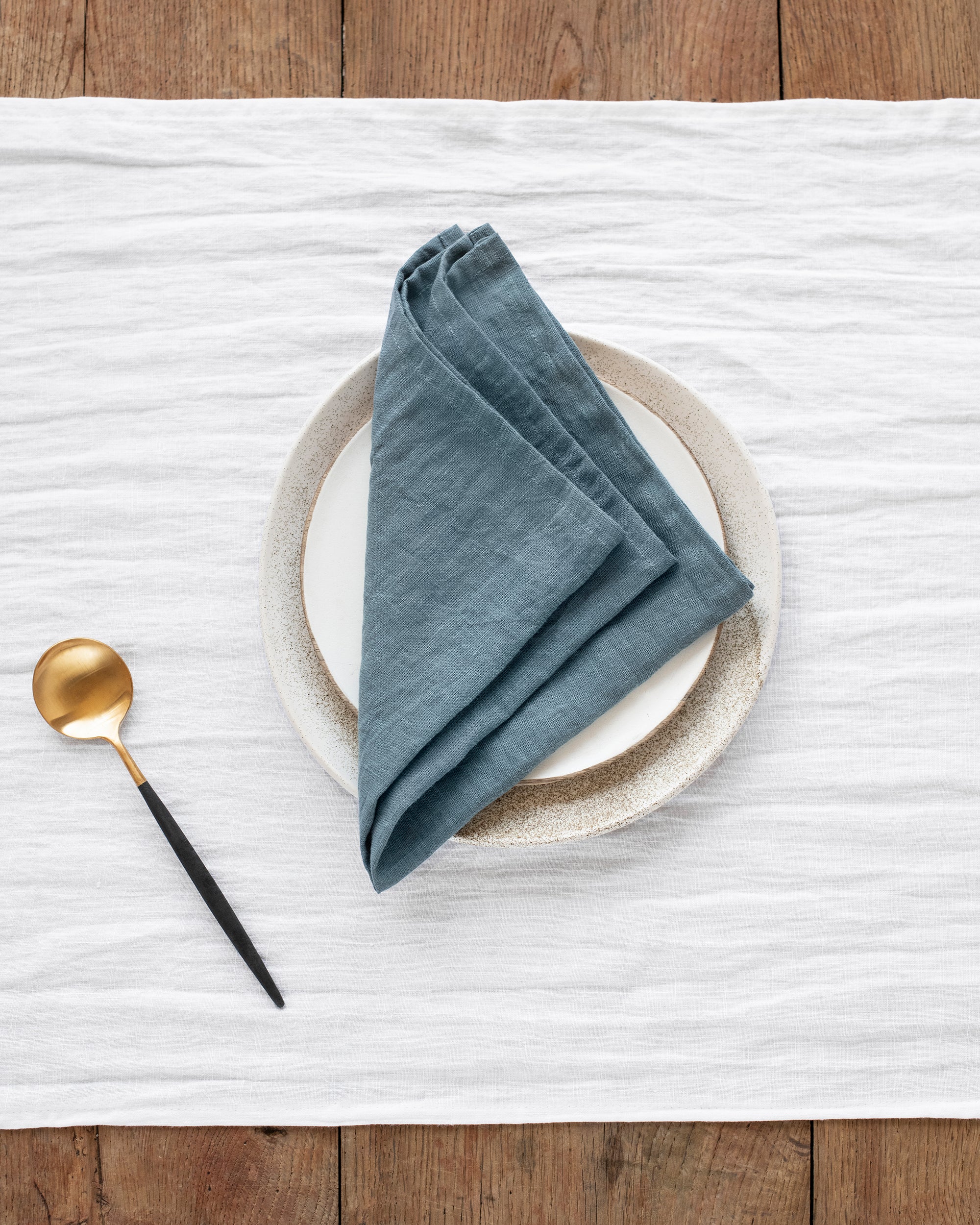 Gray linen napkin set 2