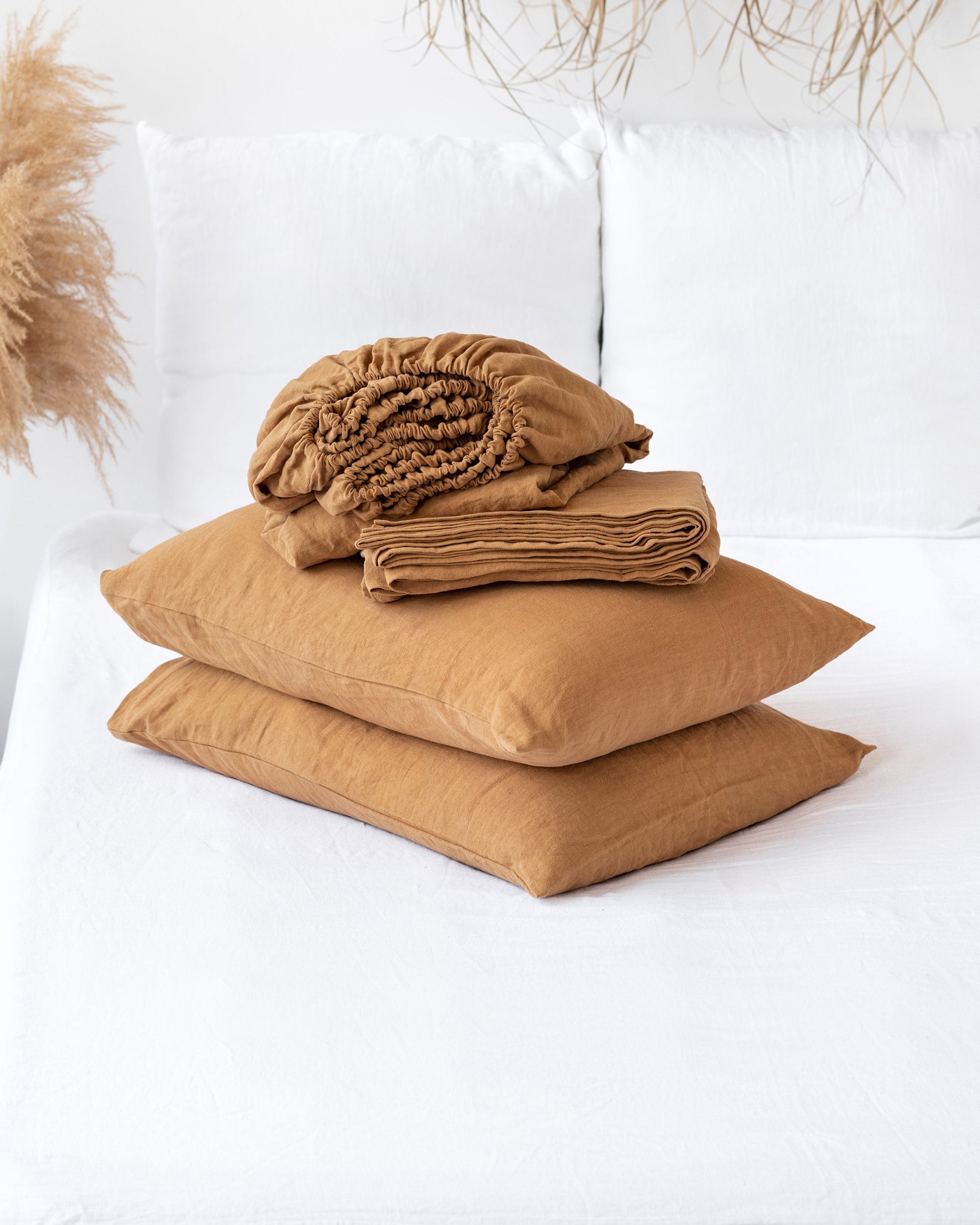 Tan linen sheet set (4 pcs) - MagicLinen