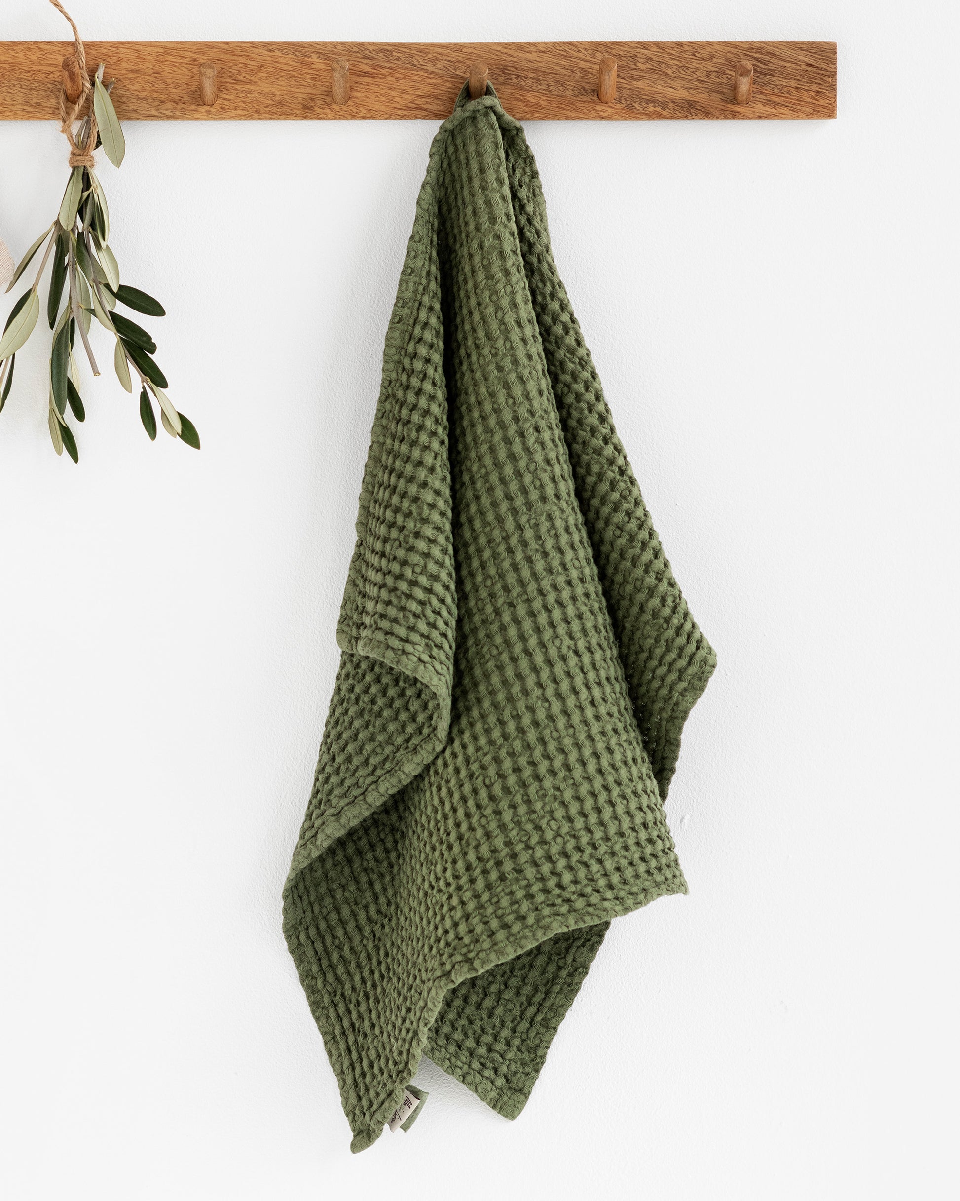 Waffle Kitchen Towel in Forest green - MagicLinen