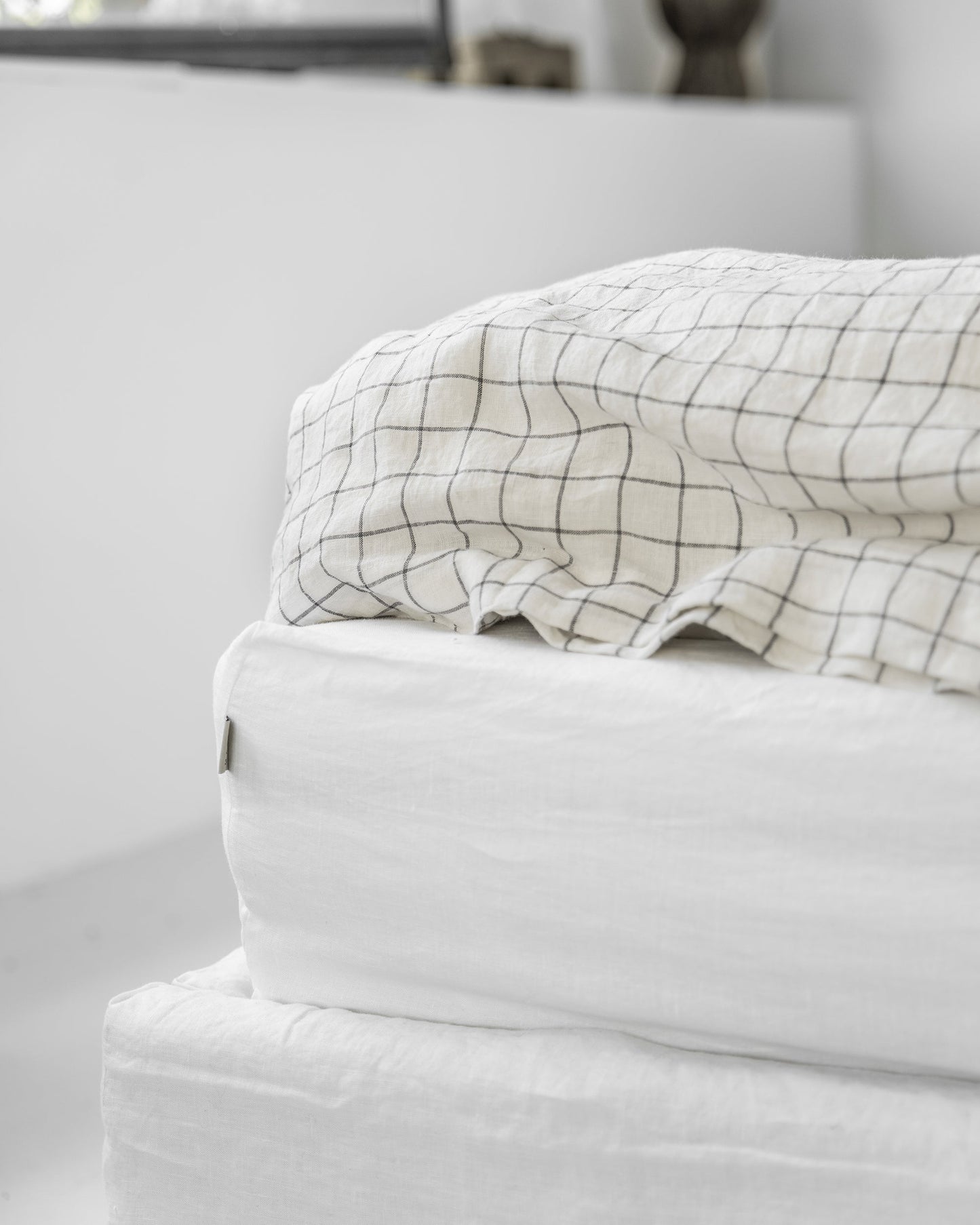 Custom size White linen fitted sheet - MagicLinen