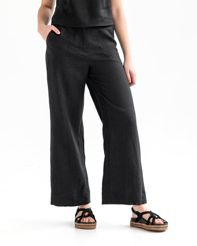 shoes #to #wear #with #linen #pants Linen pants.  Linen pants women,  Relaxed linen pants, Pants for women