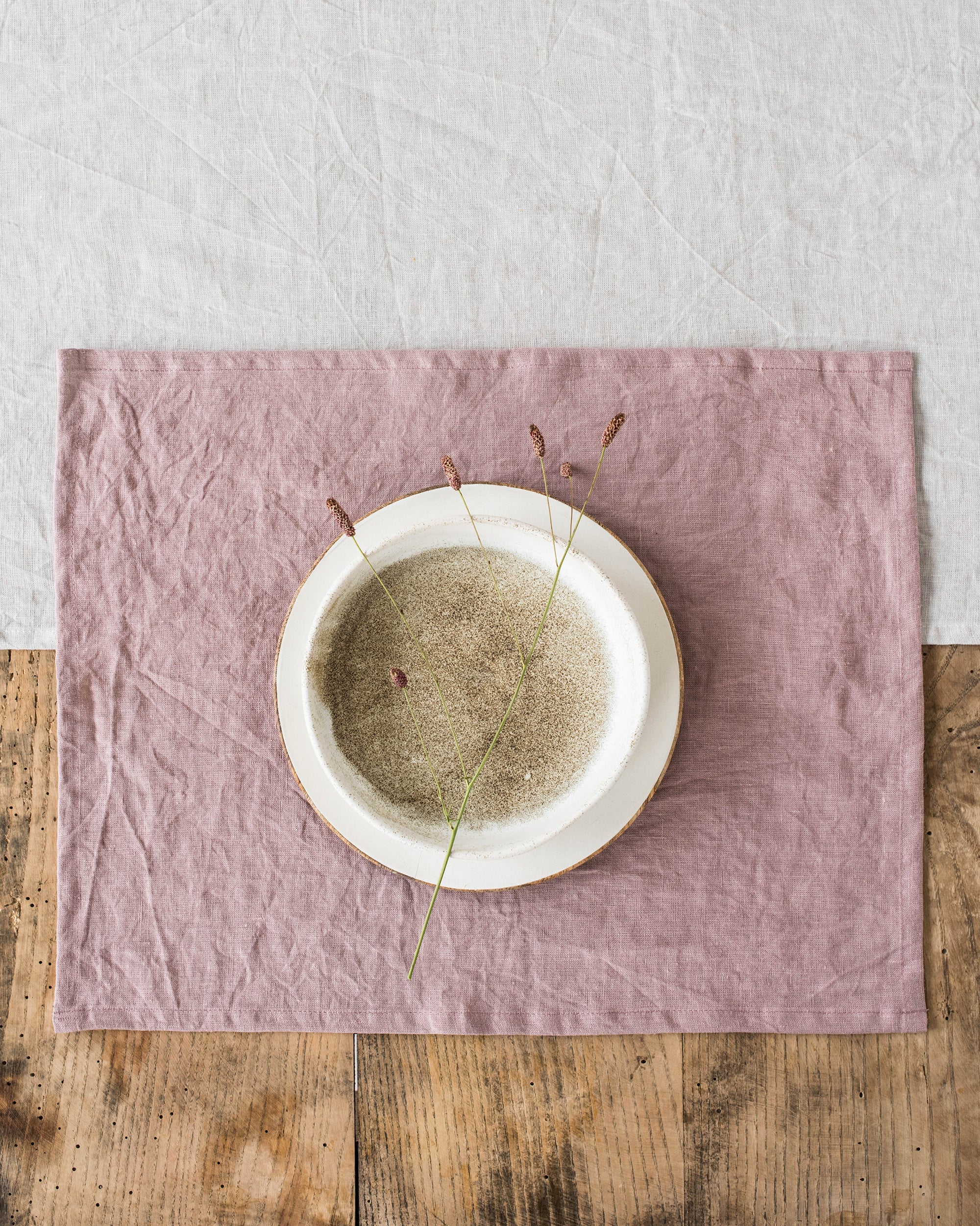 Woodrose linen placemat set 2